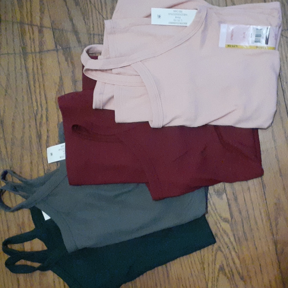 Ribbed cami bundle NWT